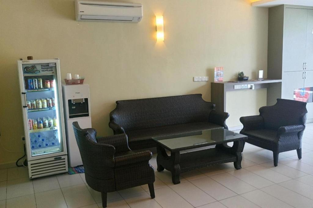 Hotel Suria Malaqa Малакка Экстерьер фото