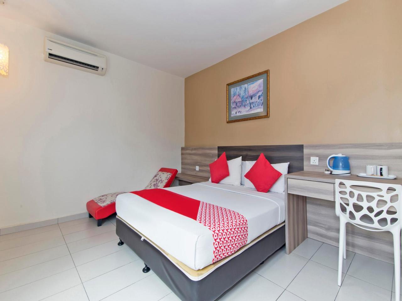 Hotel Suria Malaqa Малакка Экстерьер фото
