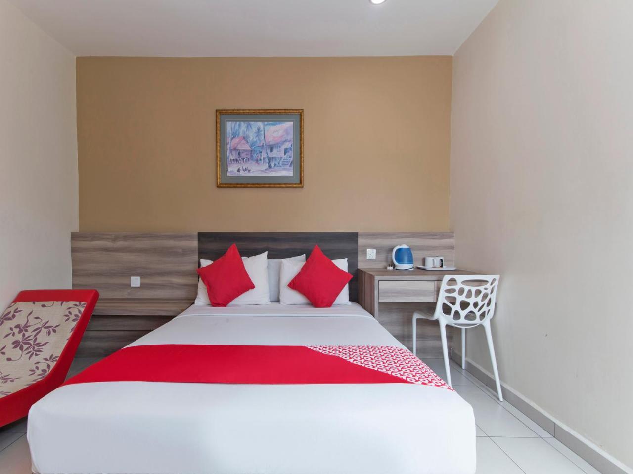 Hotel Suria Malaqa Малакка Экстерьер фото