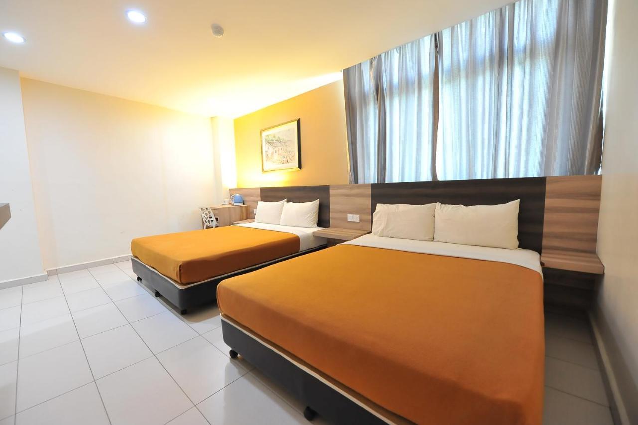 Hotel Suria Malaqa Малакка Экстерьер фото